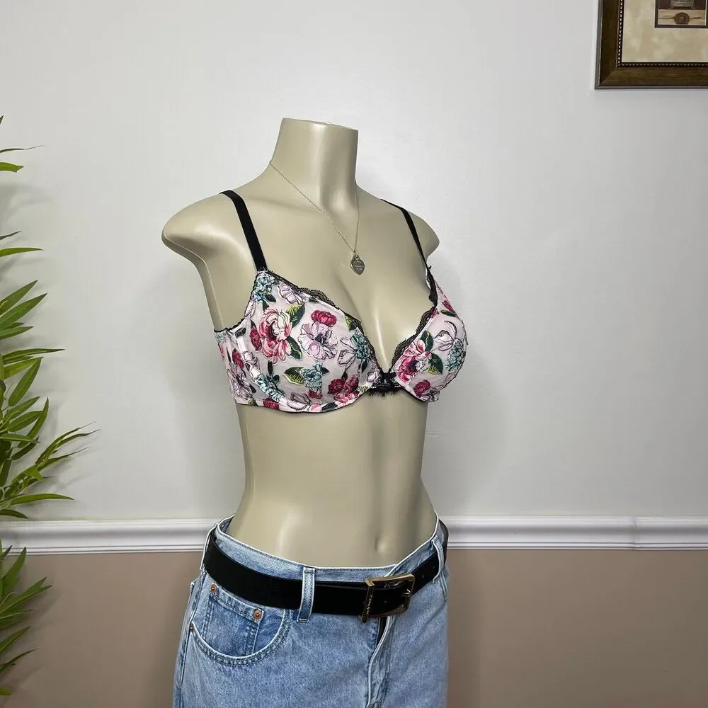 Victoria’s Secret Very Sexy Low Cut Embroidered Unlined Demi Bra - Picture 2 of 12